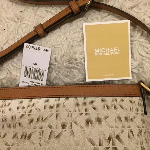 SOLD on Ebay NWT AUTHENTIC MICHAEL KORS VANILLA - Picture 4 of 7